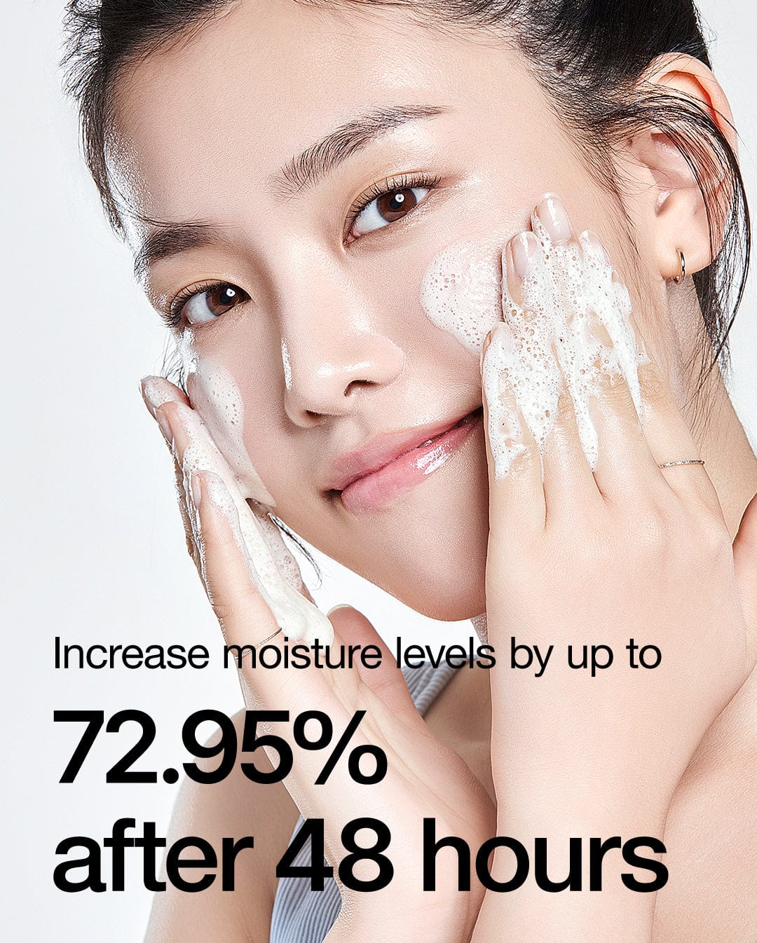 Nettoyant Moussant Doux Hydratant à l'Acide Hyaluronique 8